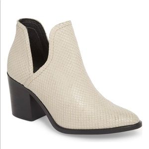 ❣️HP❣️ Steve Madden Bootie